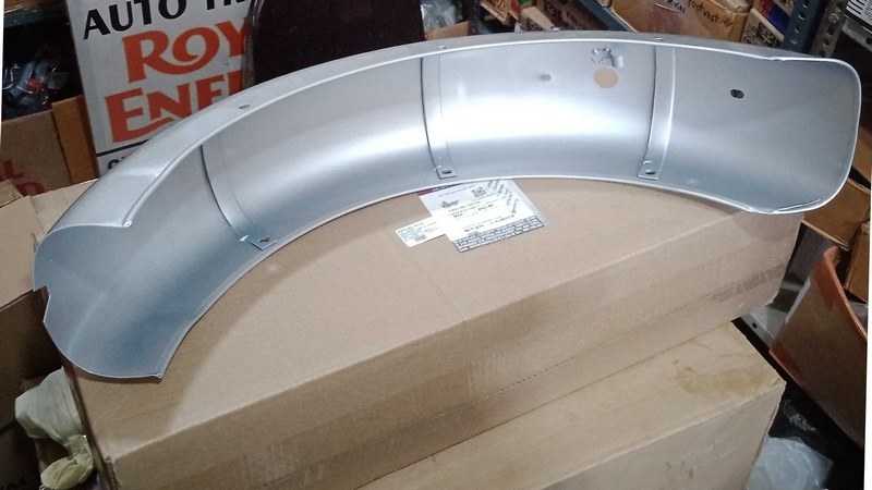 Royal Enfield 850100 Rear Mudguard Complete CL Silver with Sticker BVI 2 PART-NO-850100-REAR-MUD-COMP-CL-SILVER-WSTICKER-BVI-BACK